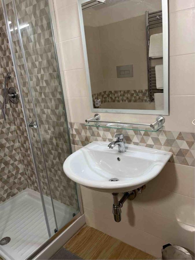 Pisani Hotel San Nicola la Strada Esterno foto